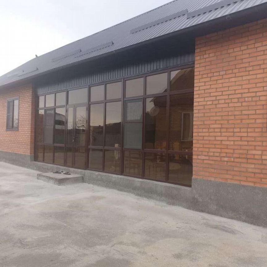  дом, 195 м², 12 соток