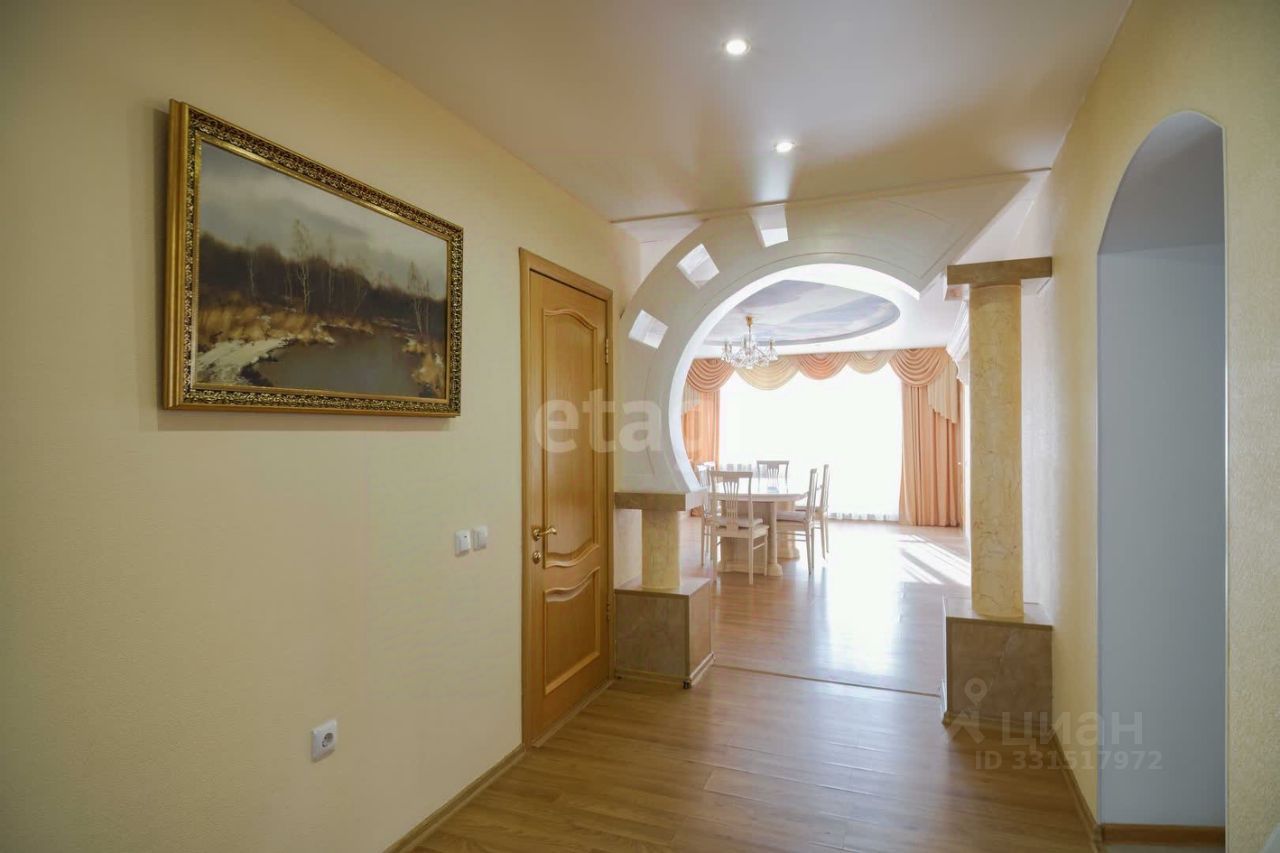 Квартира, 230 м², 5/5 этаж