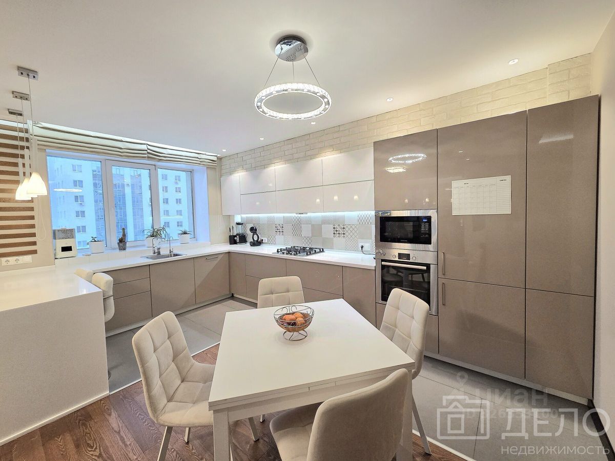 2-комн., 86.9 м², 6/14 этаж