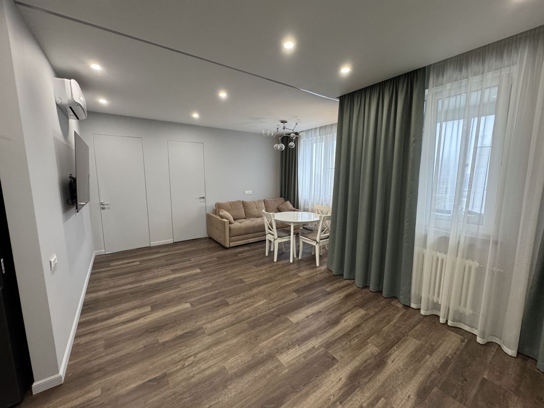 3-комн., 80.2 м², 24/24 этаж