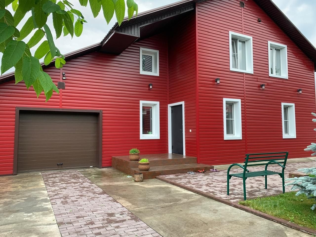 Коттедж, 194 м², 10 соток