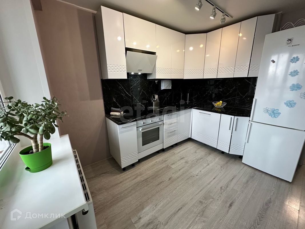 2-комн., 50 м², 2/20 этаж