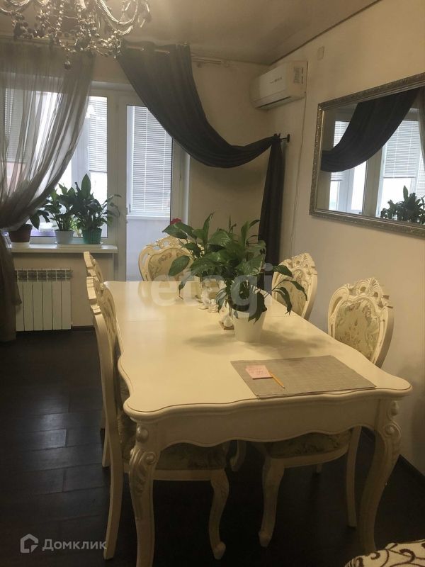 5-комн. квартира, 132.1 м2, 2/5 этаж