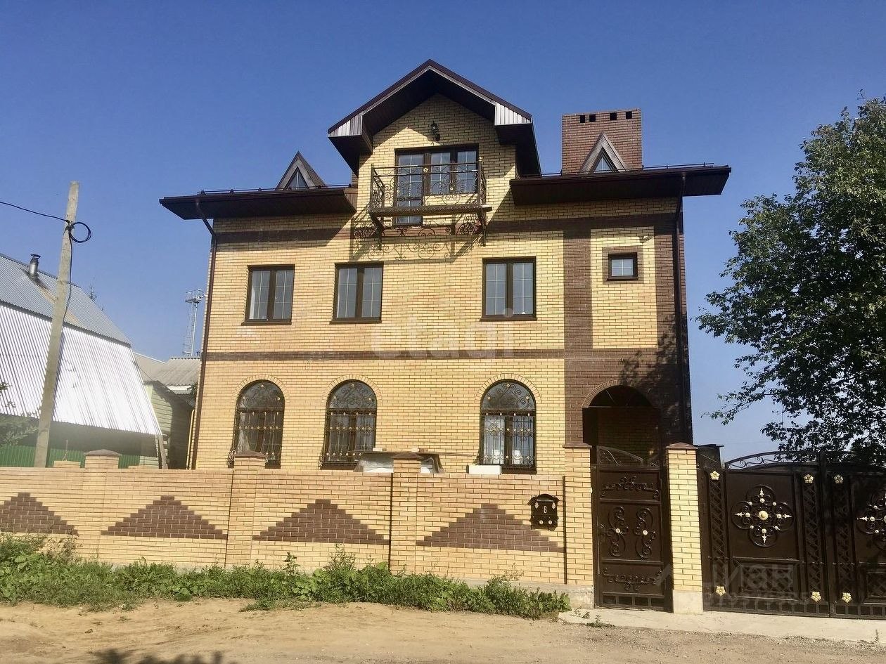 Дом, 320 м², 9 соток