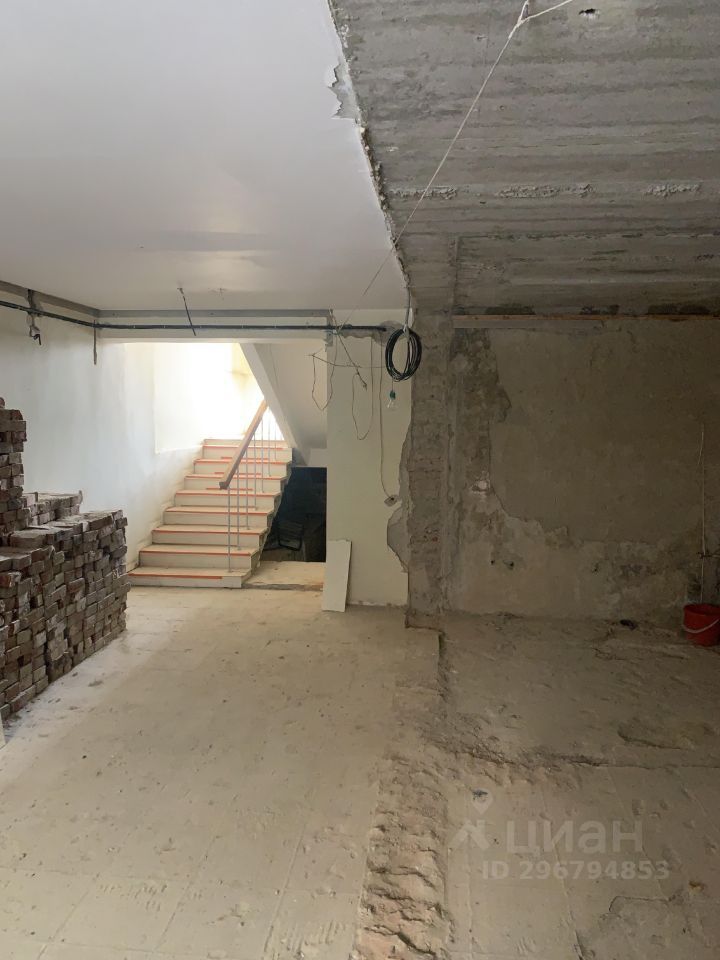 3 этажный, Таунхаус, 320.5 м², 1 сотка, 3 этажа