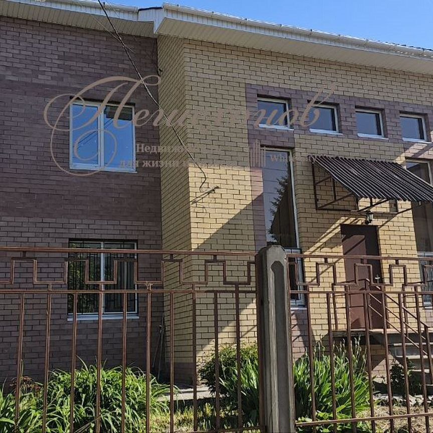 Коттедж, 600 м², 6 соток