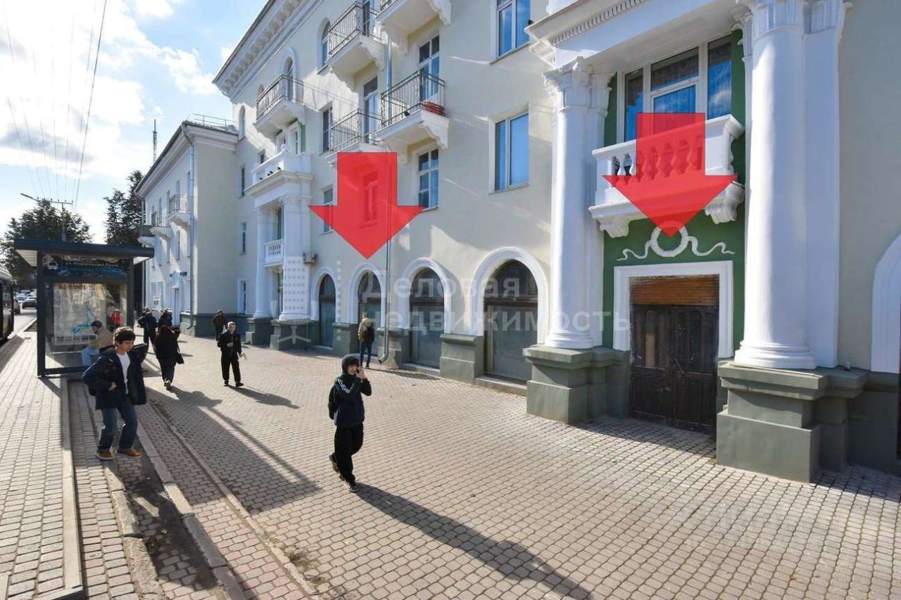 Торговое помещение, 353 м², 1/4 этаж