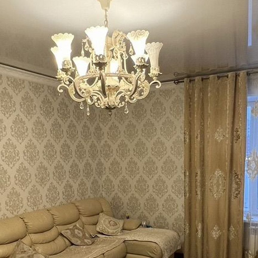 2-комн., 64 м², 1/8 этаж