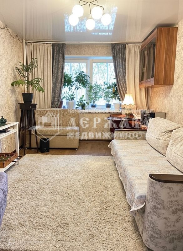 3-комн. квартира, 57 м², 1/5 этаж