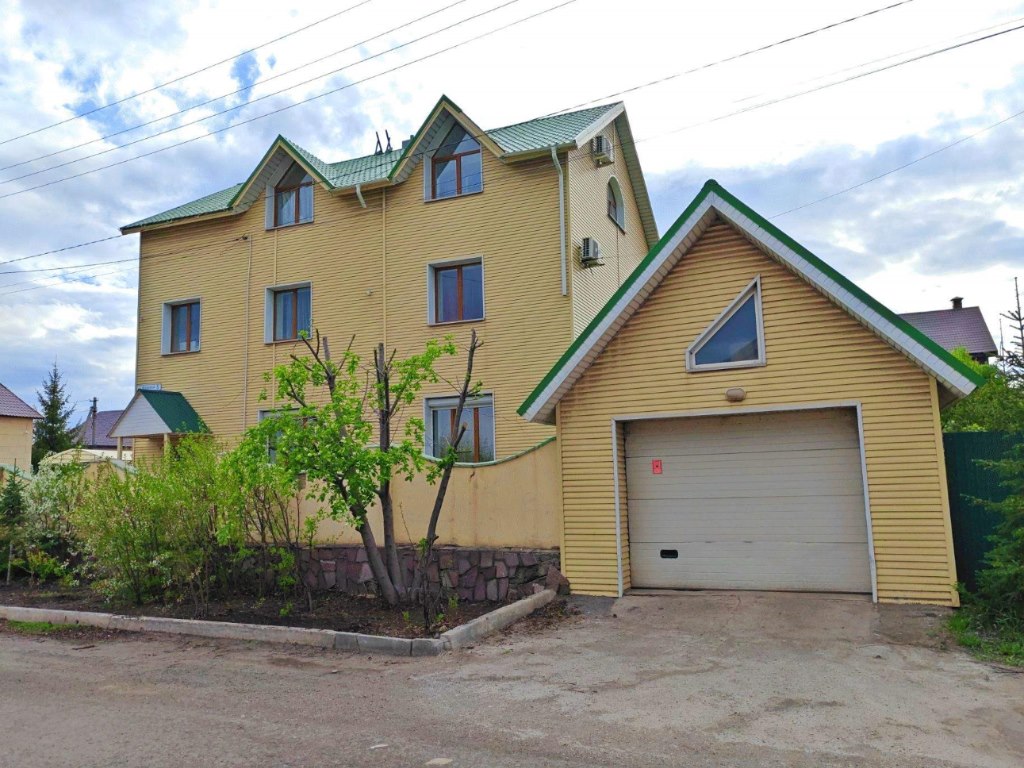 Дом, 355.1 м², 10.14 соток