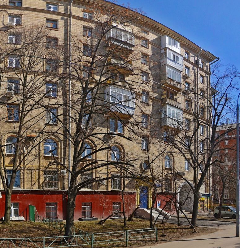 2-комн., 67 м², 2/8 этаж