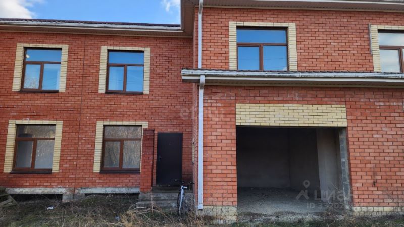 2 этажный, Таунхаус, 284.6 м², 2.5 сотки, 2 этажа