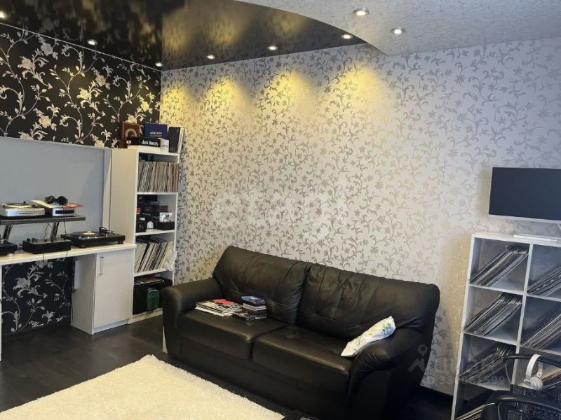 4-комн., Квартира, 241.9 м², 1/3 этаж
