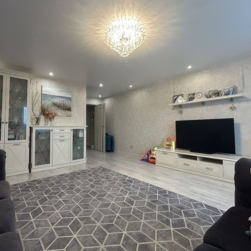 3-комн., 95 м², 9/9 этаж