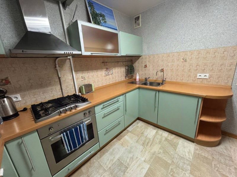 2-комн., 46 м², 15/17 этаж