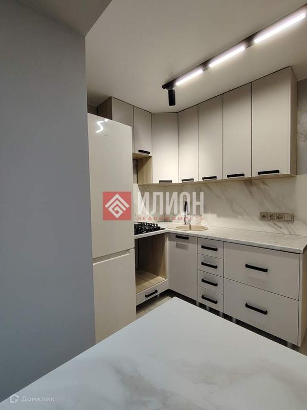 1-комн., 42 м², 3/5 этаж