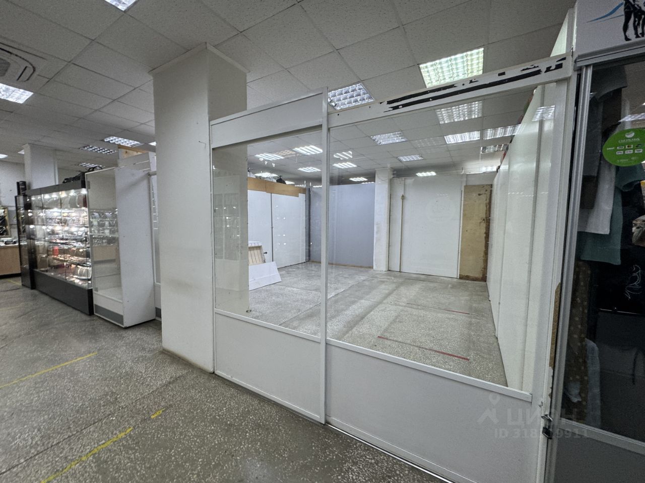 Торговое помещение, 34 м², 1/4 этаж