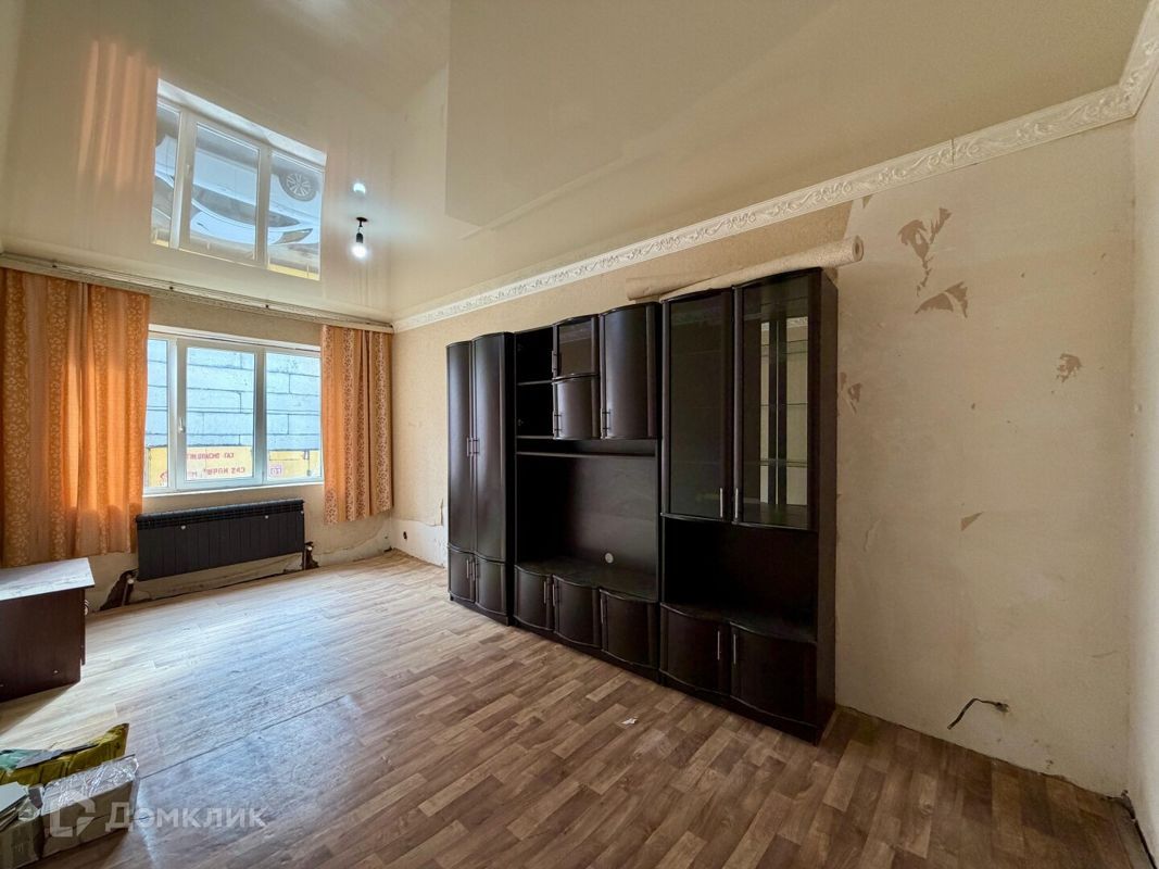 1-комн., 42 м², 1/9 этаж