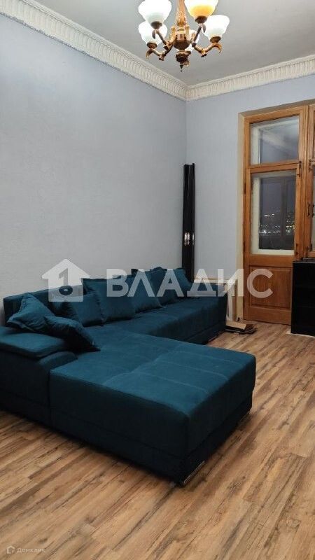 2-комн., 68 м², 6/7 этаж