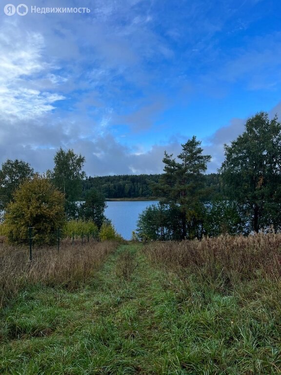 Дом, 217.7 м², 23.7 сотки