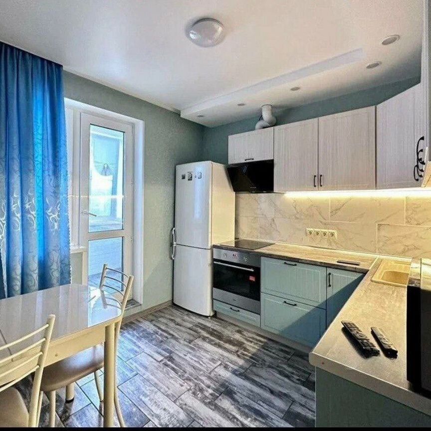 2-комн., 61.2 м², 2/17 этаж