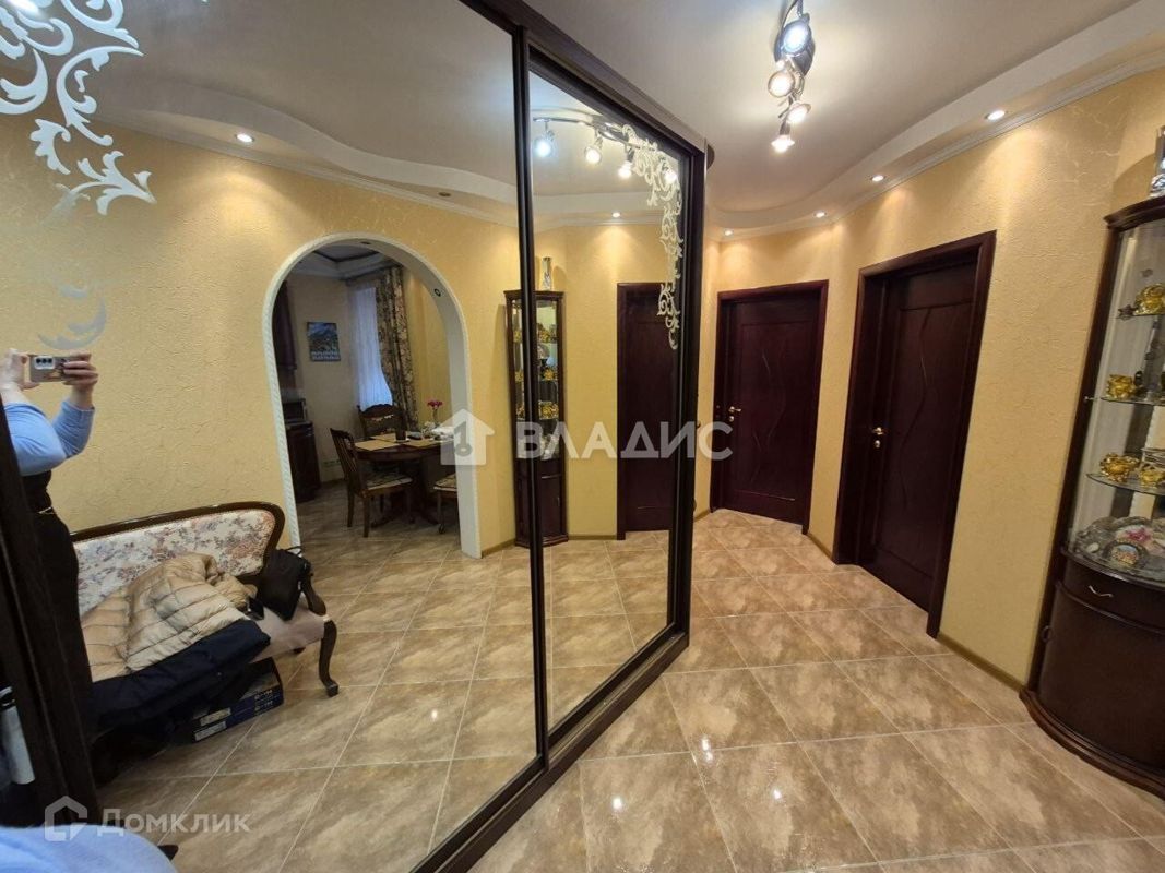 2-комн., 59.7 м², 2/19 этаж