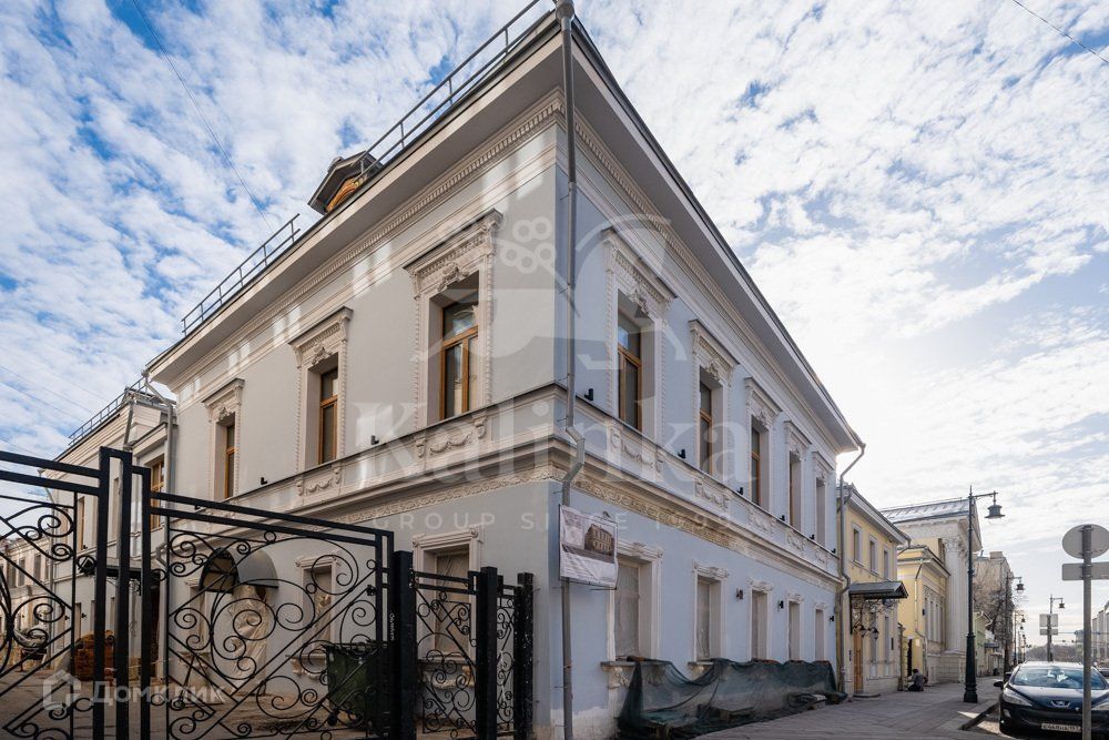 3-комн., 157.8 м², 2/2 этаж