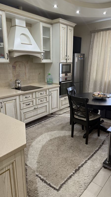 2-комн., 80 м², 3/25 этаж