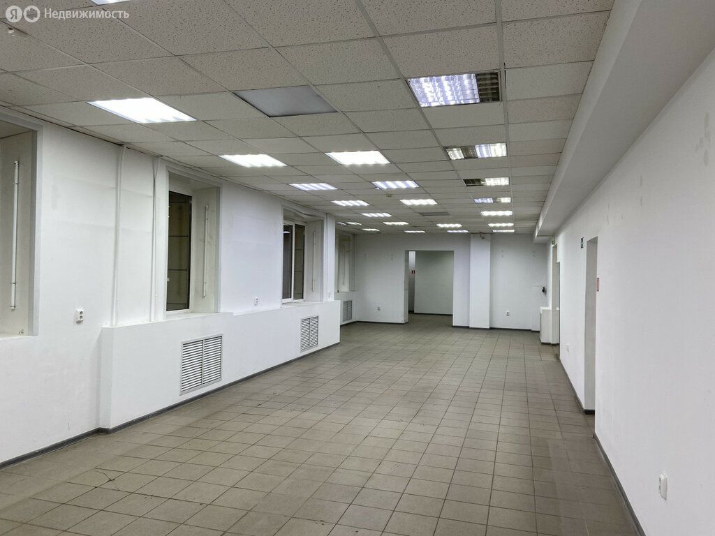 ПСН, 235 м², 1/9 этаж