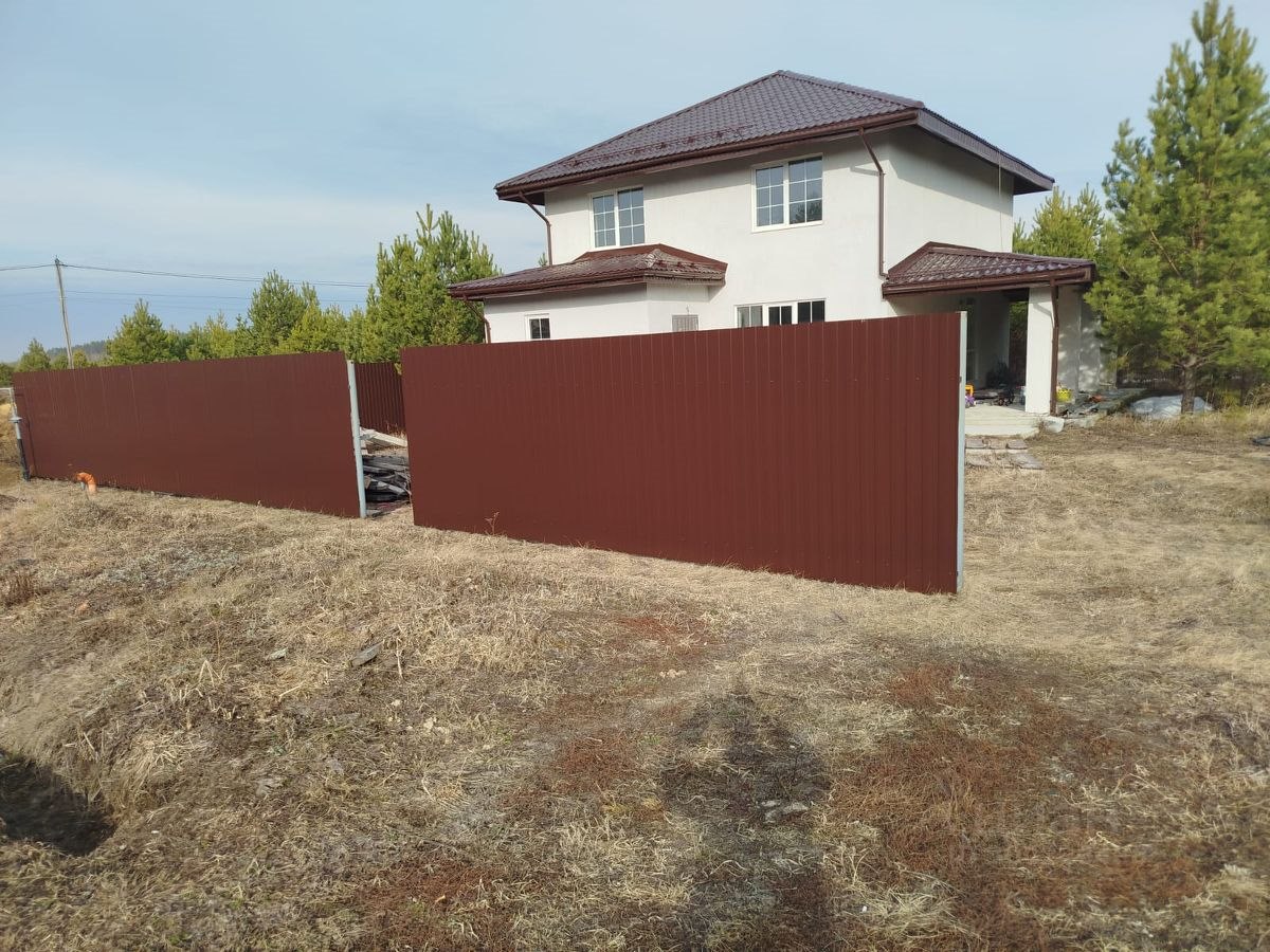 Коттедж, 196 м², 10 соток