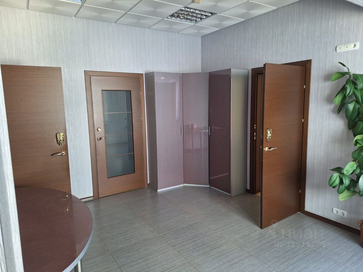 Офис, 95 м², 2/2 этаж