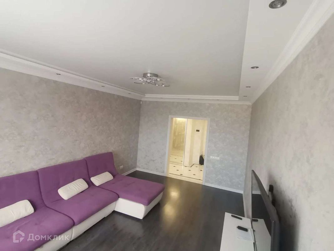 2-комн., 82.1 м², 8/24 этаж