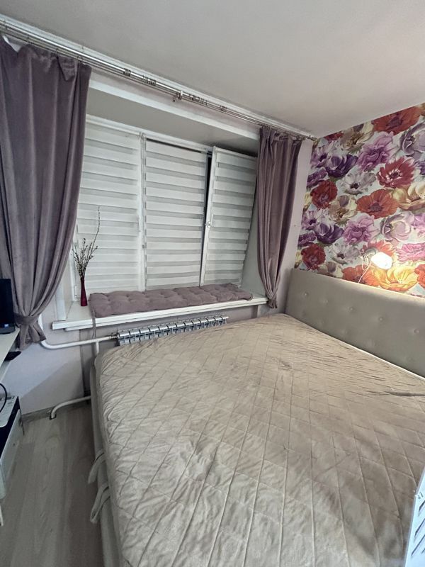 2-комн., 42 м², 1/9 этаж