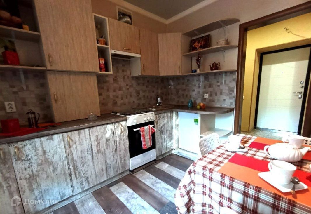 1-комн. квартира, 33 м2, 1/10 этаж