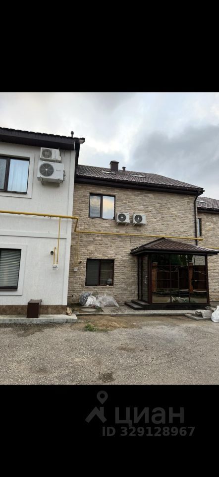 Таунхаус, 360 м², 2 сотки
