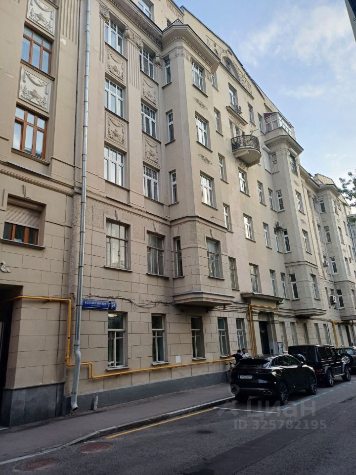 5-комн., 136.3 м², 2/6 этаж