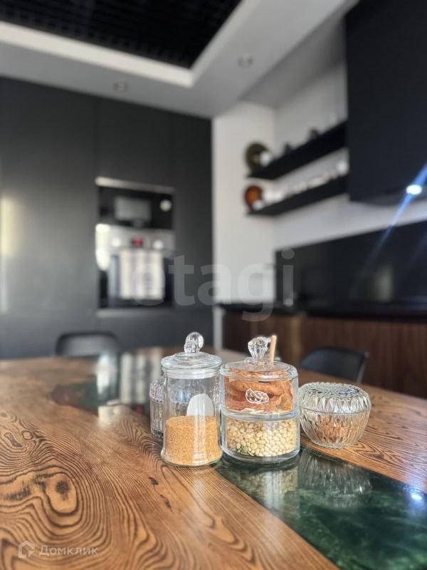 2-комн., 75.7 м², 9/9 этаж