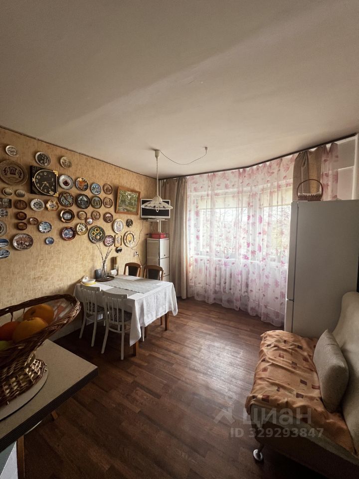 3 этажный, Таунхаус, 265 м², 1 сотка, 3 этажа