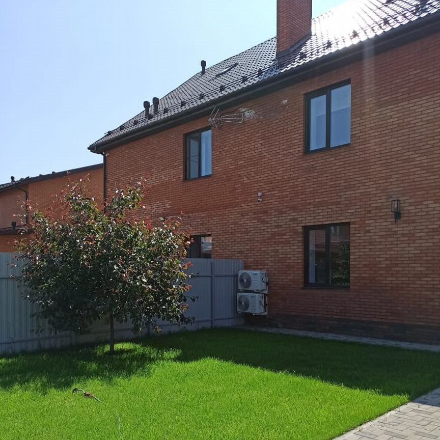 Таунхаус, 196.1 м², 4.1 сотки