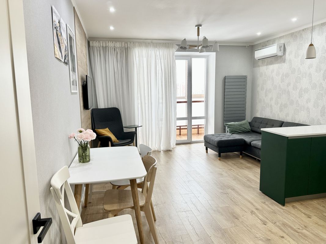 3-комн., 96 м², 6/18 этаж