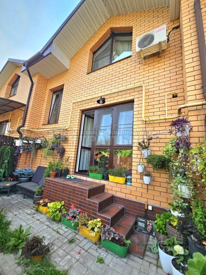 2 этажный, Таунхаус, 108.8 м², 1.4 сотка, 2 этажа