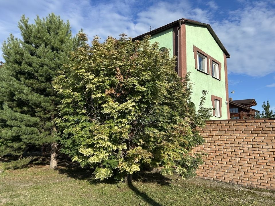 Коттедж, 210.6 м², 6.7 соток