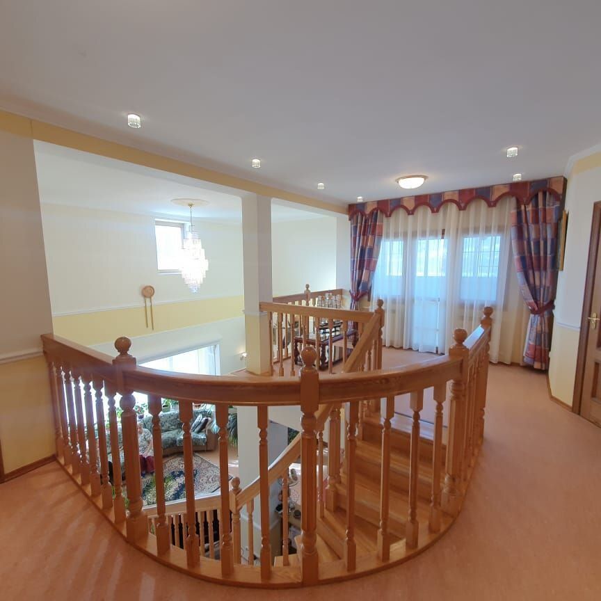 Коттедж, 260 м², 15 соток
