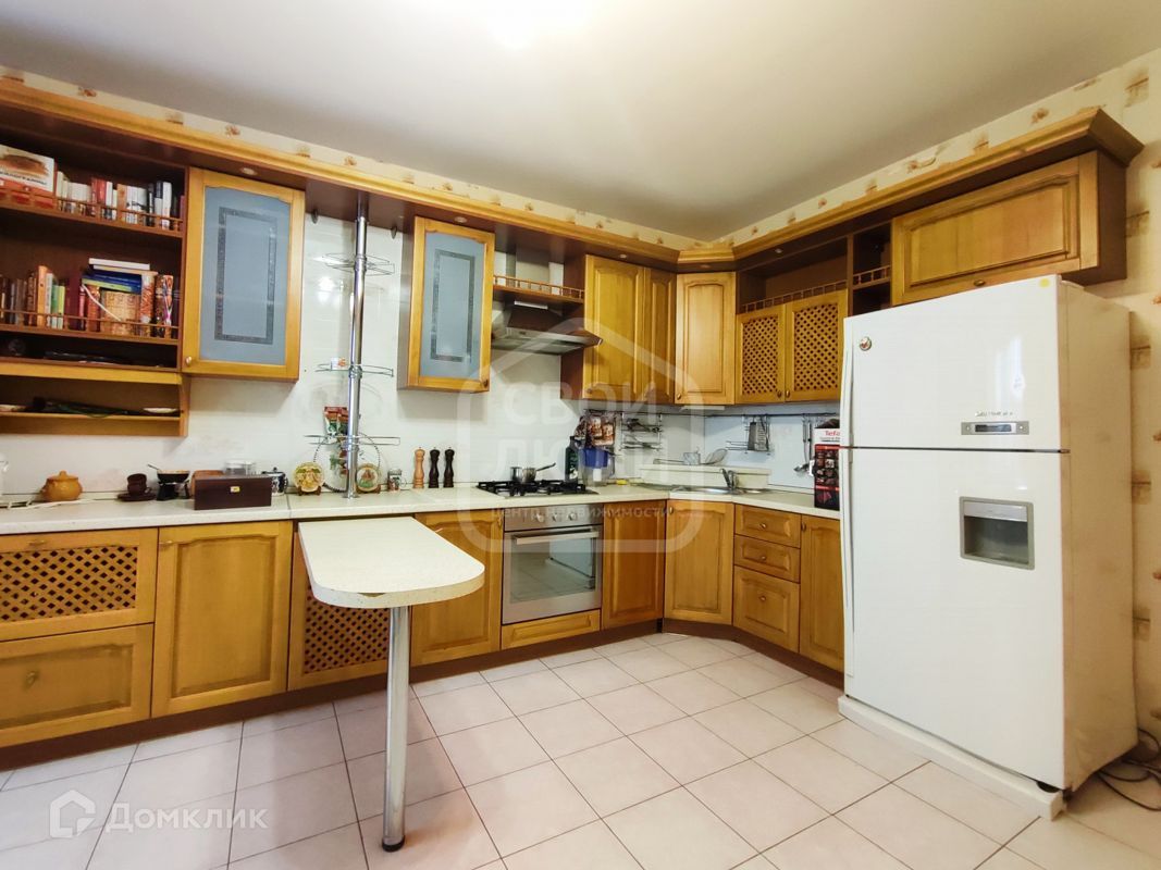 3-комн., 101.8 м², 4/6 этаж