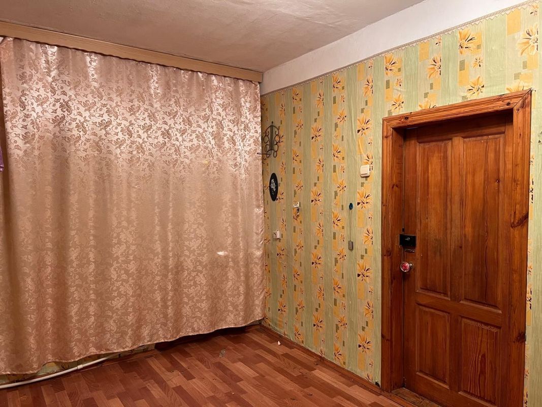 Комната, 12.7 м2, 2/2 этаж