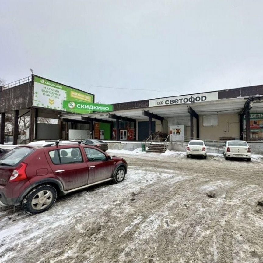 Торговое помещение, 358 м²