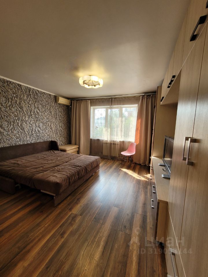 2-комн., 50 м², 2/10 этаж