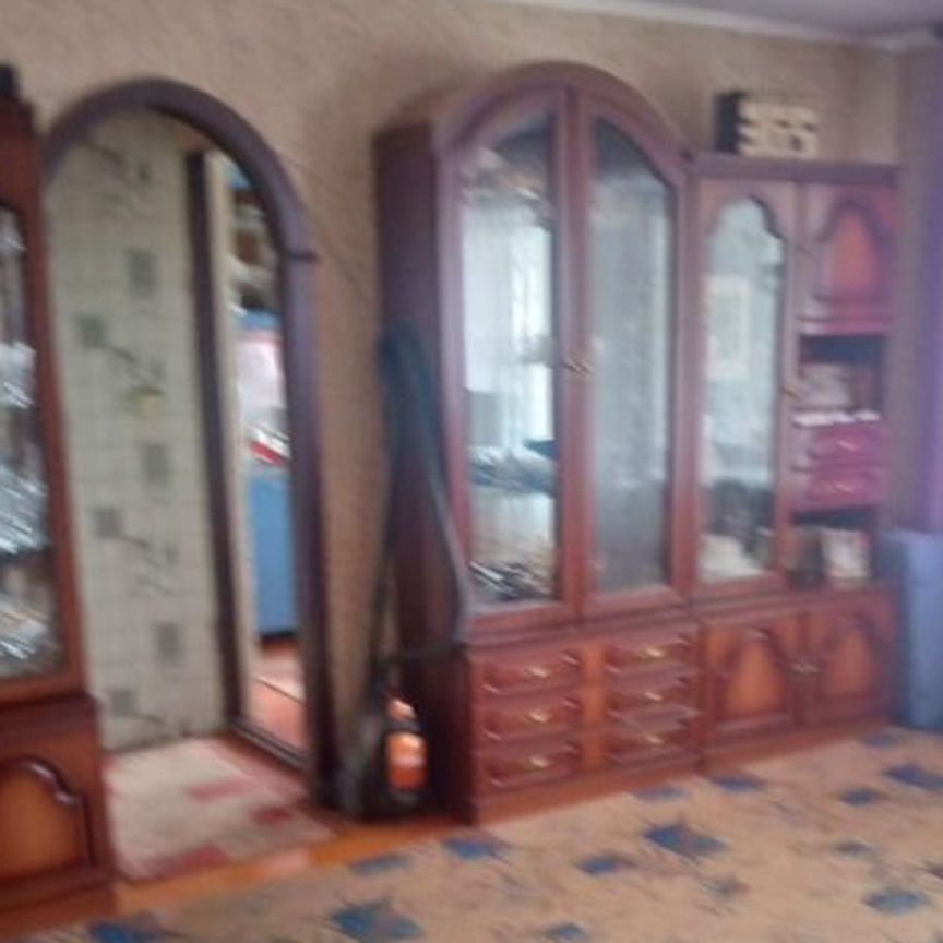 3-комн. квартира, 583 м², 4/4 этаж