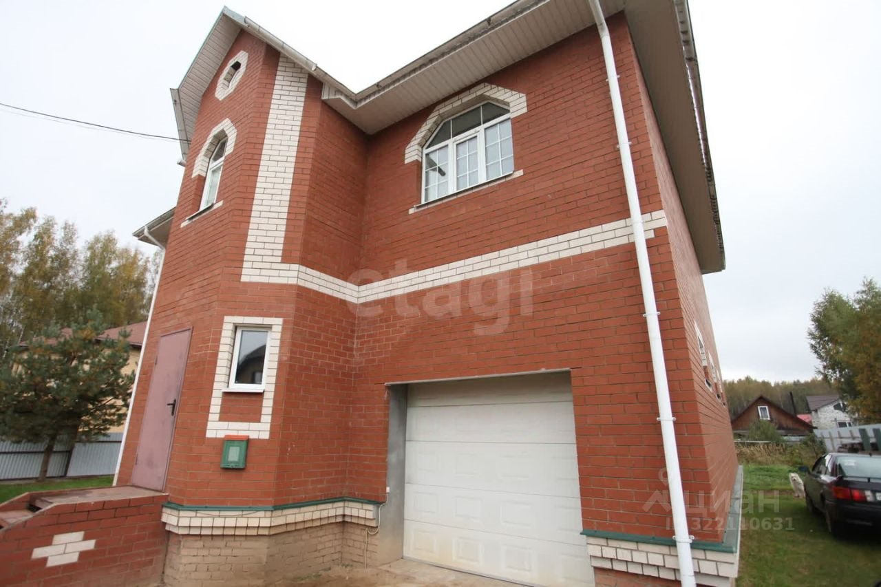 Дом, 275 м², 10 соток