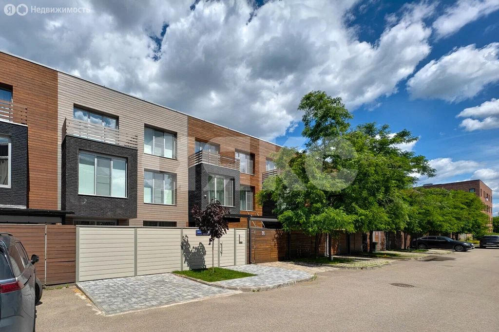 3-комн., Квартира в новостройке, 224.7 м², 2/3 этаж